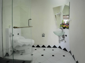 Bali Breezz Hotel