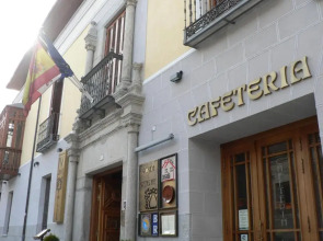 Posada Los Cinco Linajes
