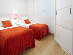Bretxa Apartment by FeelFree Rentals