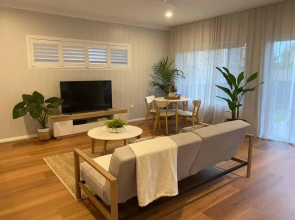 Tweed River Retreat