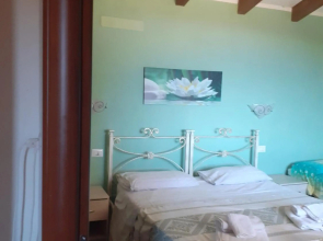agriturismo gli olivastri - casa ginestre con piscina e vista mare
