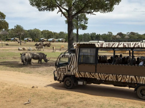Zoofari Lodge at Taronga Western Plains