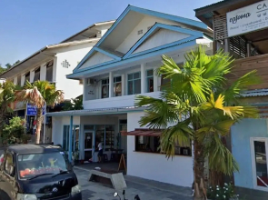 Komodo Indah Hotel