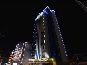 El Tower Hotel