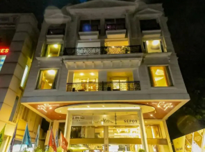 OYO 1711 Hotel Sepoy Grande