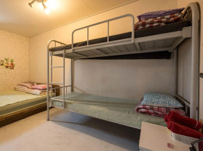 Mamas and Papas Guesthouse and Apartments in Seoul