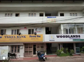 Hotel Woodlands