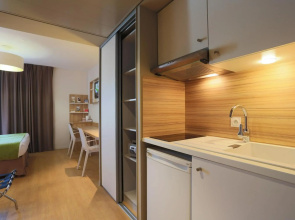 Q7 Lodge Lyon 7