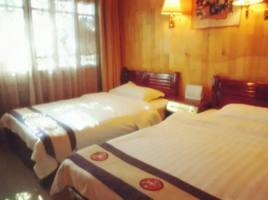 The Pearl Inn