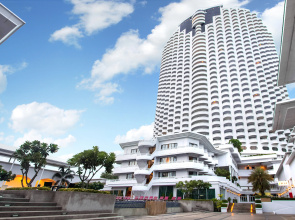 D Varee Jomtien Beach