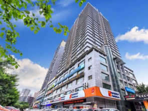 Longzhou Hotel (Chongqing Daping Times Tianjie)