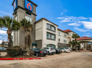 Sonesta Essential Hotel Houston-I-45 Spring