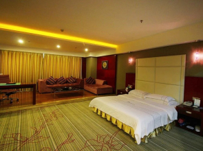 Shuanglong Plaza Hotel