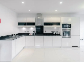 Roomspace Apartments -The Residence