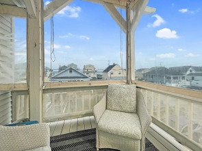 Seascapes - W153 Fantastic Condo Steps Away From Wells Beach And Town Center 2 Bedroom Home by RedAwning