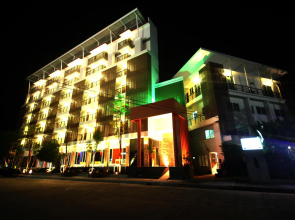 Twin Hotel