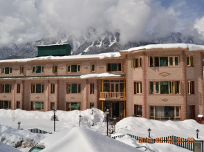 Hotel Baisaran