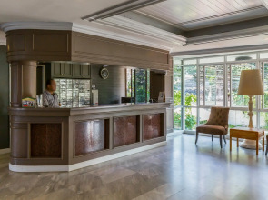 Garden Paradise Hotel & Serviced Apartment