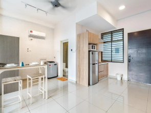 Palazio Serviced Apartment by JK Home