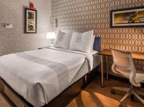 GLō Best Western Brooklyn NYC