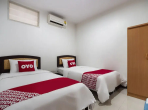 OYO 678 The Room Relax
