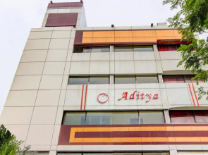 Itsy Hotels Aditya
