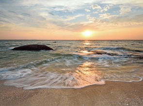 Bangpra Resort Hotel(โรงแรมบางพระ รีสอร์ท)