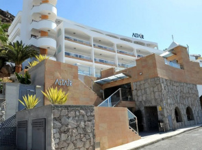 Apartamentos Cabau Altair