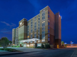 DoubleTree by Hilton Hotel Biloxi
