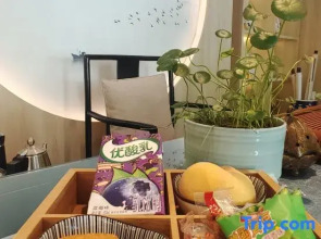 Jingshiyuan Hotel (CBD Convention and Exhibition Center, East High-speed Railway Station)