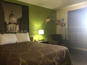 Super 8 By Wyndham Muncie/Ball St. College Area