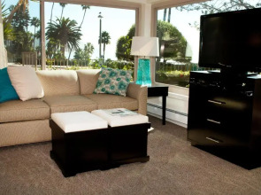Laguna Shores Studio Suites