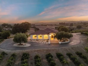 Wine Country Escape w/ Views + Wine Cellar & Gym Caterina Dusi Vineyard by Avantstay