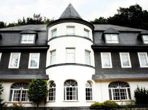 Schlosshotel Helax