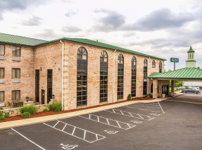 Days Inn - Forest Park Oh