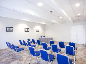 Isola Sacra Rome Airport