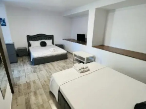 ODISEEA ROOMS cm