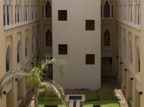 Shangri-La Hotel Apartments Qaryat Al Beri