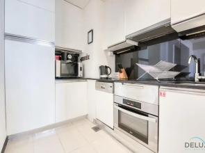 Everluxe - Marina Diamond Studio