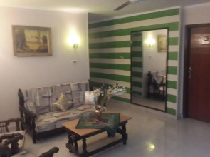 Pyramids Plateau Inn