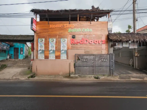 RedDoorz near Pantai Karang Hawu Pelabuhan Ratu