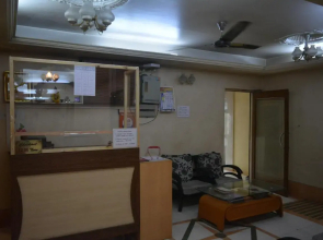 Hotel Poonam