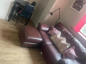 Modern Stylish 2 bed Apt Great Transport Links