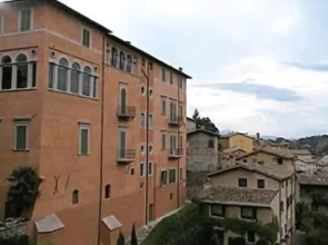 Palazzo Dragoni Residenza d'Epoca