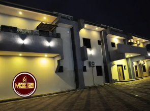Moz One Executive Guest Rooms Hombori