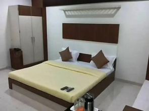 Crown by Orangetree Hotels
