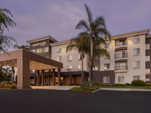 Courtyard by Marriott Ventura Simi Valley