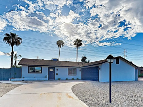New Listing! Luxury Home: Heated Lagoon-Style Pool Home