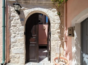 Fortezza Sea Breeze Anne-2BR with view