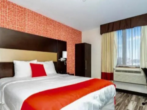 Airport Plaza Hotel JFK Airport